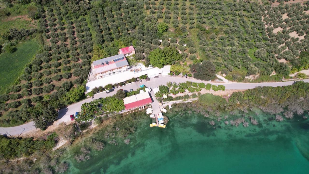 Korissia With Lake View Kournás Exterior foto